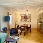 Gruppen Und Familienstadthaus 5-6 Betten, 4 Baeder, 2 Terrassen Und Balkon * Neustadt an der Weinstraße