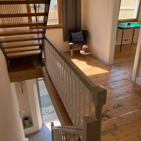Casa vacanze Gruppen Und Familienstadthaus 5-6 Betten, 4 Baeder, 2 Terrassen Und Balkon *
