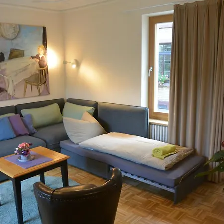 Casa vacanze Gruppen Und Familienstadthaus 5-6 Betten, 4 Baeder, 2 Terrassen Und Balkon *
