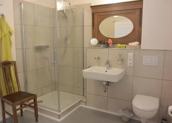 Gruppen Und Familienstadthaus 5-6 Betten, 4 Bäder, 2 Terrassen Und Balkon Ferienhaus Neustadt an der Weinstraße