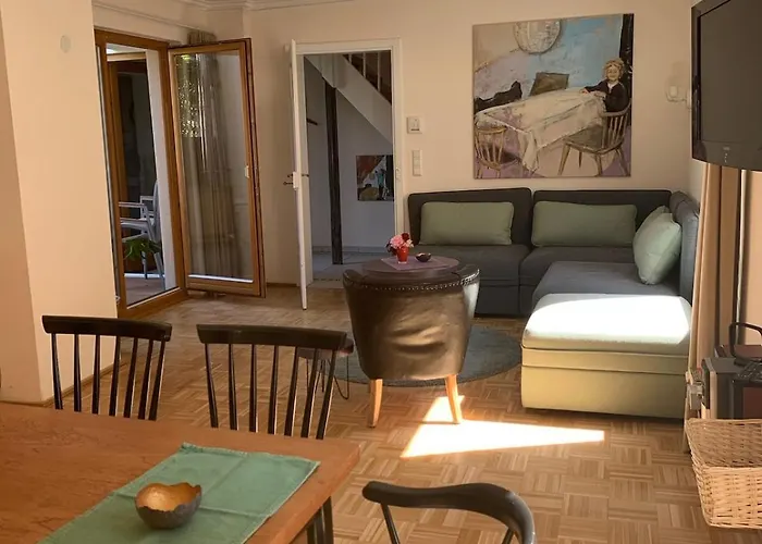 Gruppen Und Familienstadthaus 5-6 Betten, 4 Baeder, 2 Terrassen Und Balkon *