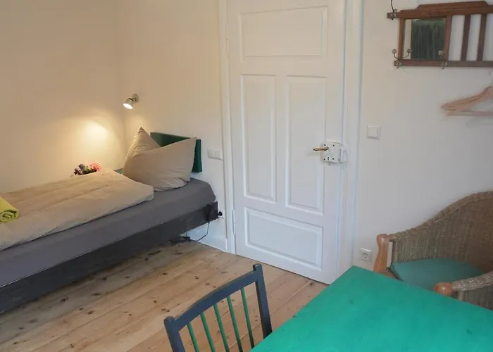 Gruppen Und Familienstadthaus 5-6 Betten, 4 Baeder, 2 Terrassen Und Balkon * Neustadt an der Weinstraße